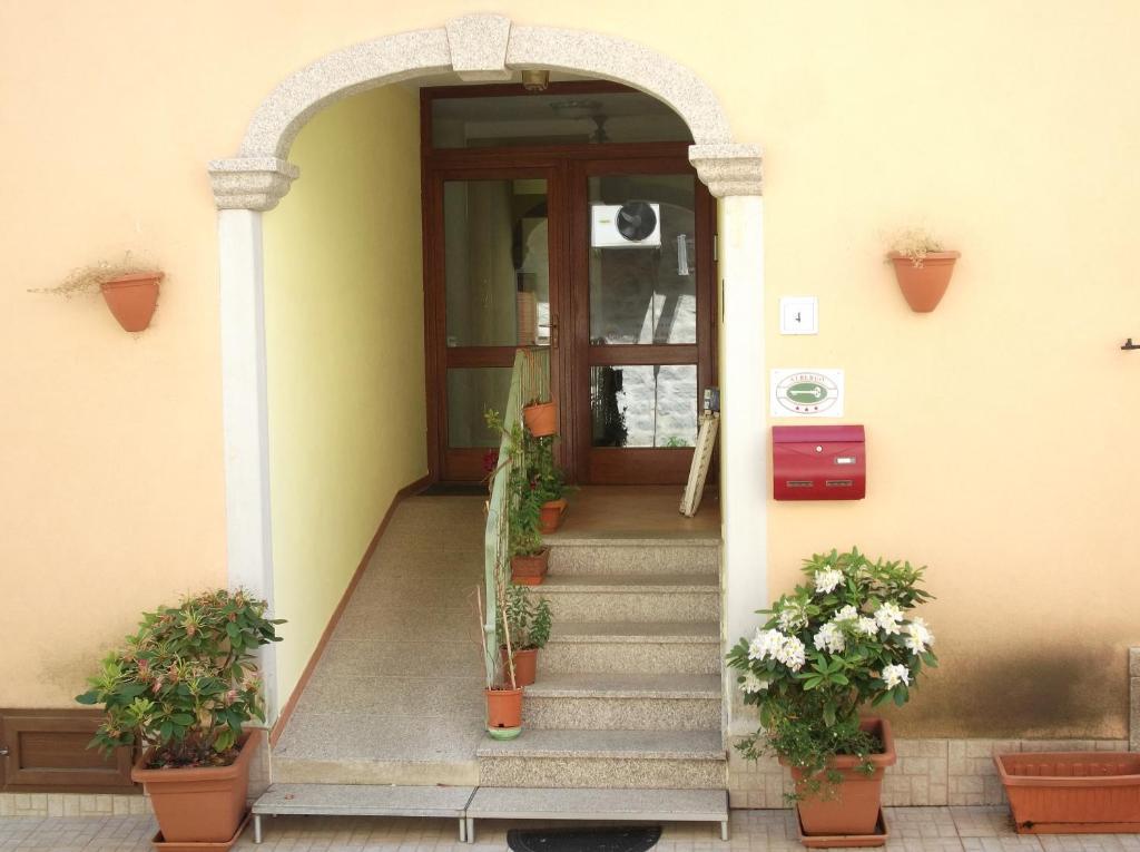 Hotel Da Paolino Trinità dʼAgultu Eksteriør bilde