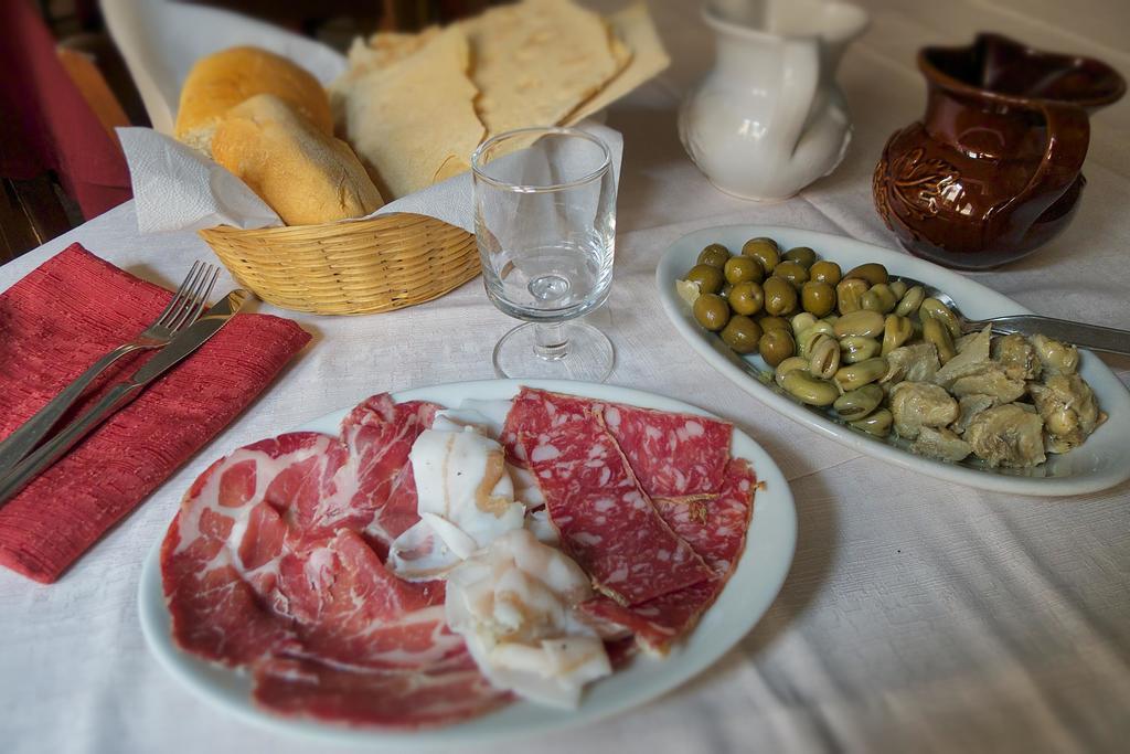Hotel Da Paolino Trinità dʼAgultu Eksteriør bilde